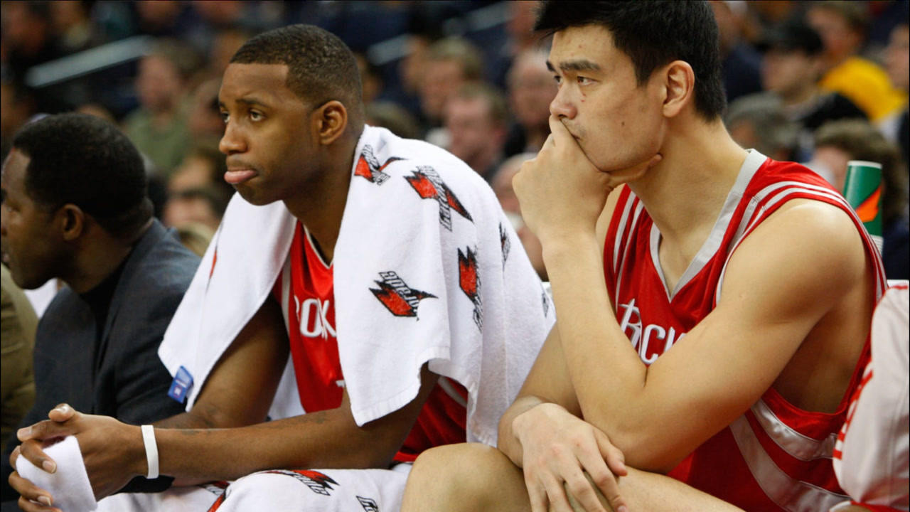 【中文字幕】阴阳人麦迪在直播中吐槽姚明被隔扣:我在魔术那会就想隔