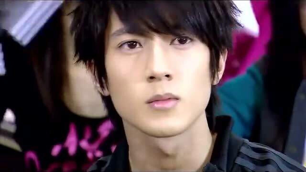 篮球火:言承旭使出独门绝技,太帅了,罗志祥被奶奶追打