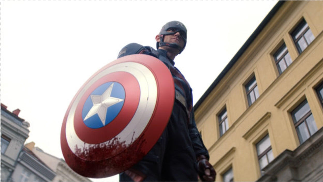 猎鹰与冬兵新任美队黑化当街盾杀毫无反抗力的人美队盾牌沾满鲜血