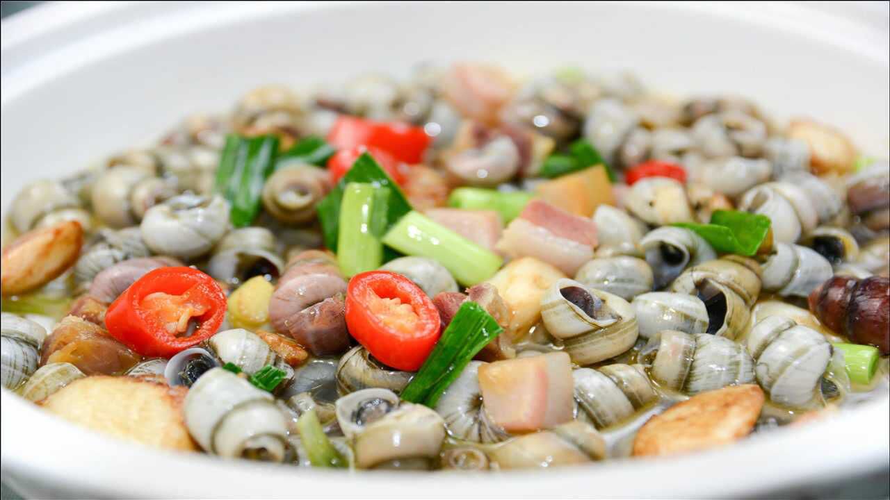 江苏特产白壳螺蛳的最正确吃法,就是不放酱油和豆瓣酱的白汁做法