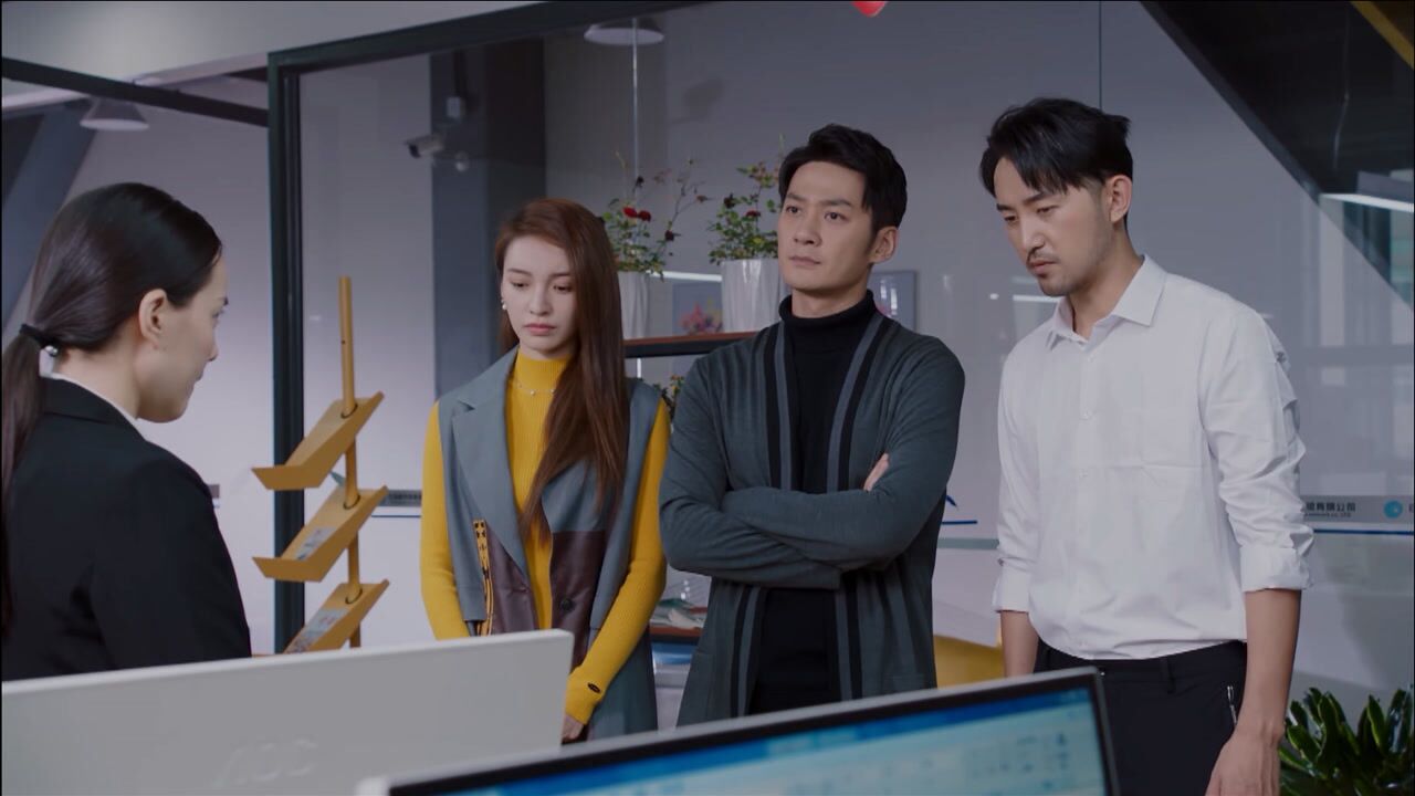 虞可人畏罪潜逃,小勇向大家谢罪,子凡回来救场