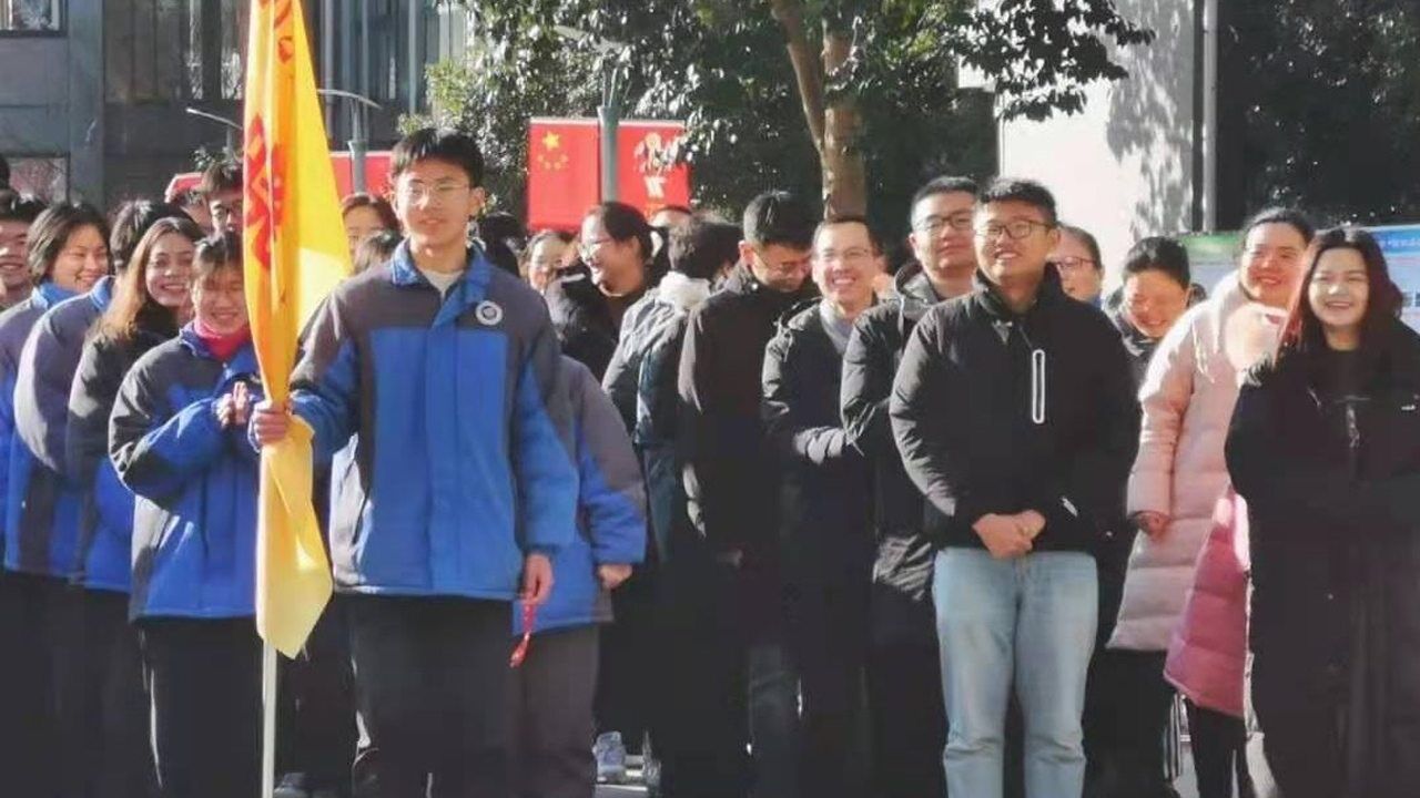 景宁中学2021届第一届普职融通班晓荷班毕业视频2021.06.11