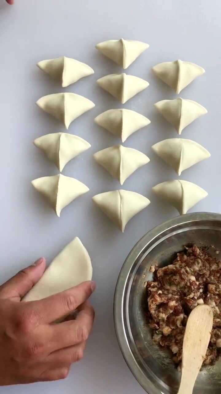 半张饺子皮也可以包饺子,简单又方便,你学会了吗?