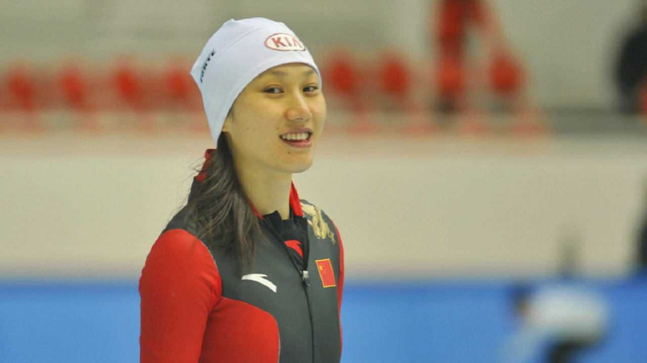 张虹来到雪如意录制歌曲mv助力2022北京冬奥会