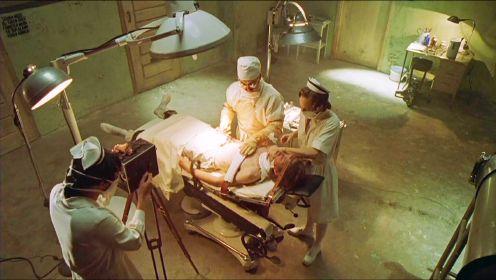 变态医生虐杀病人为乐，把医院改造成鬼屋，进行恐怖人体实验！
