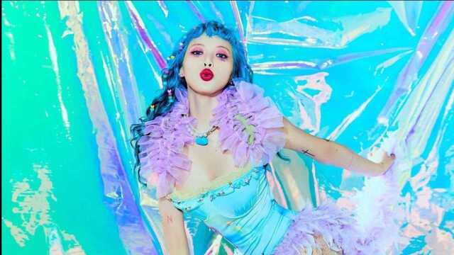 泫雅19年经典歌曲舞蹈 花仙女来了