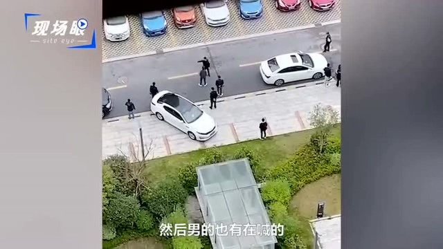 #江西一嫌犯杀害3人后自杀#江西鹰潭一大厦发生命案,警方通报:嫌疑人杀害3人后自杀身亡! 10月22日,网传江西省鹰潭市果喜大厦发生命案.视频显...