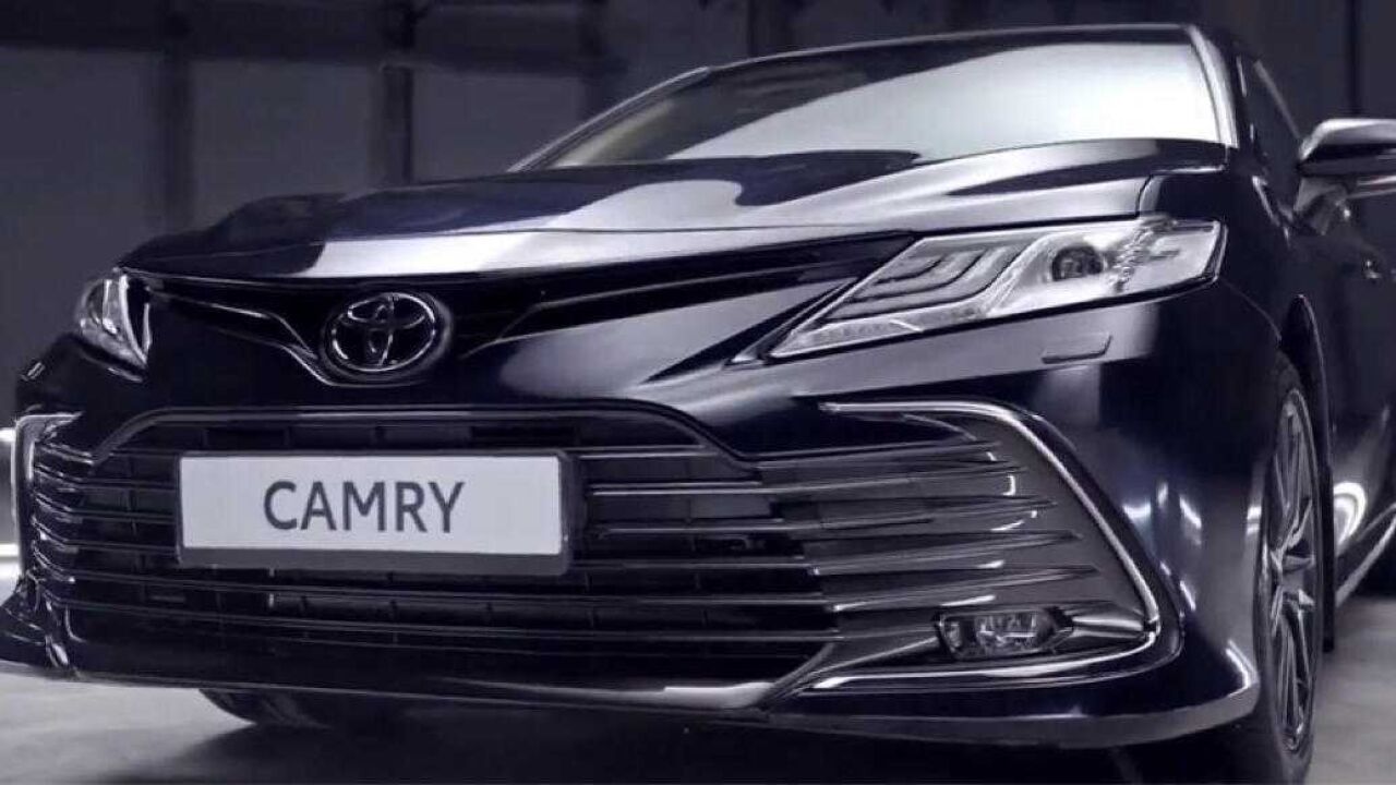 2022款丰田凯美瑞曝光,16万起,v6 8at爆发301马力,还要啥雅阁_腾讯