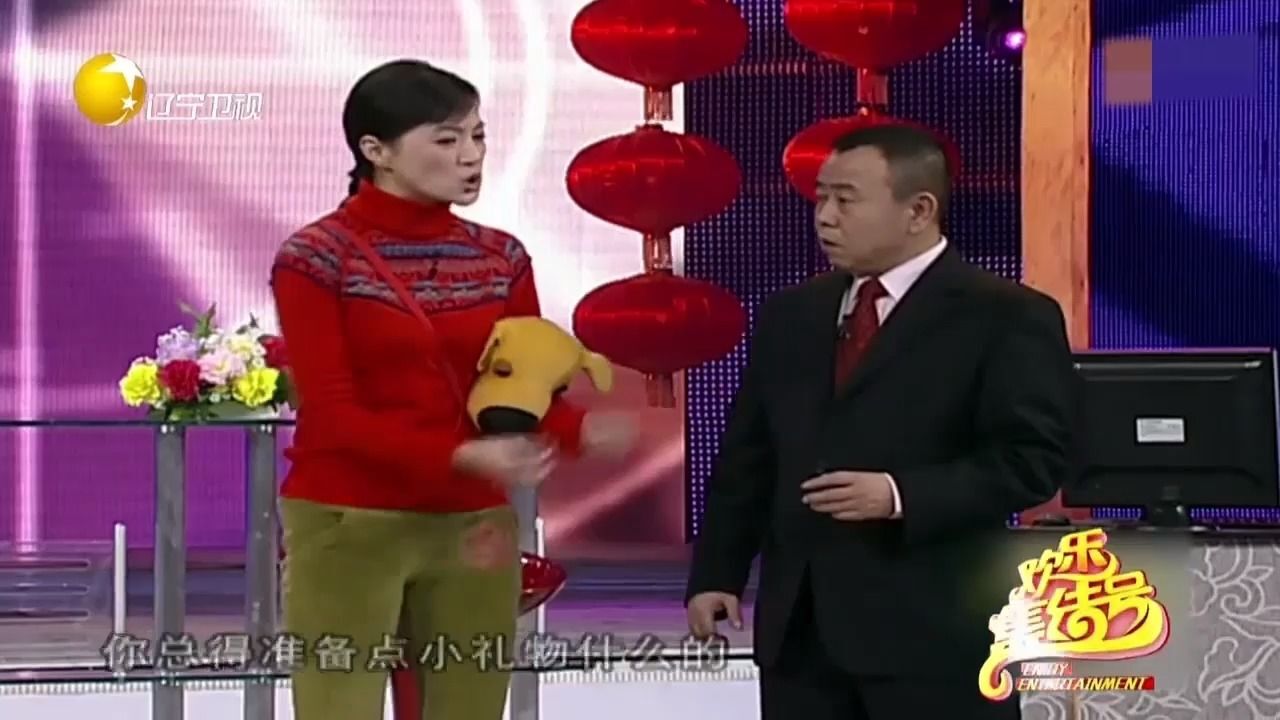 小品《将爱情进行到底》:潘长江网恋遇前妻,全程笑得前俯后仰