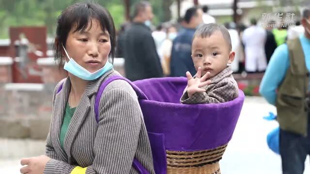 打造乡村振兴示范点!“奔跑的核”直播走进重庆石柱特色小镇