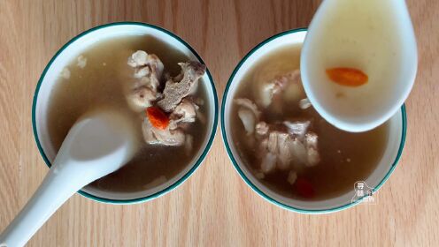 黑大蜜蜂,最大的一种蜜蜂,天天采食有毒的金露花