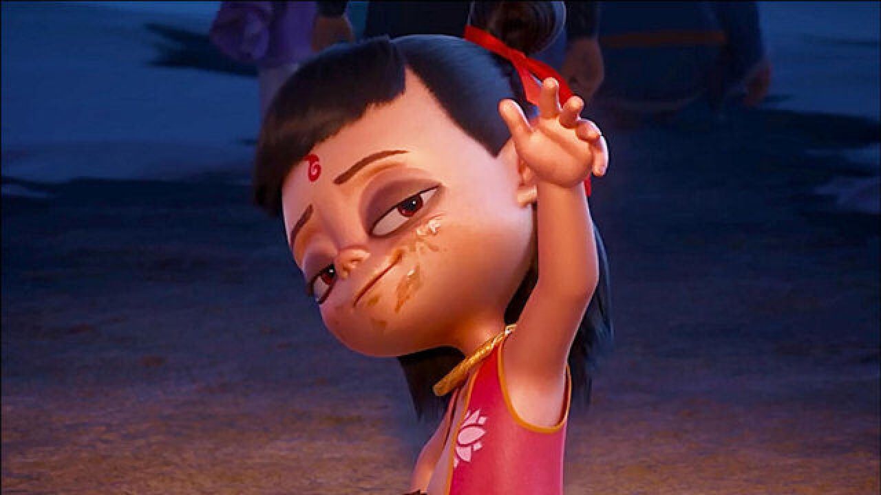 《哪吒之魔童降世》:哪吒给姜子牙拜年,强迫症姜子牙半夜过去给哪吒擦