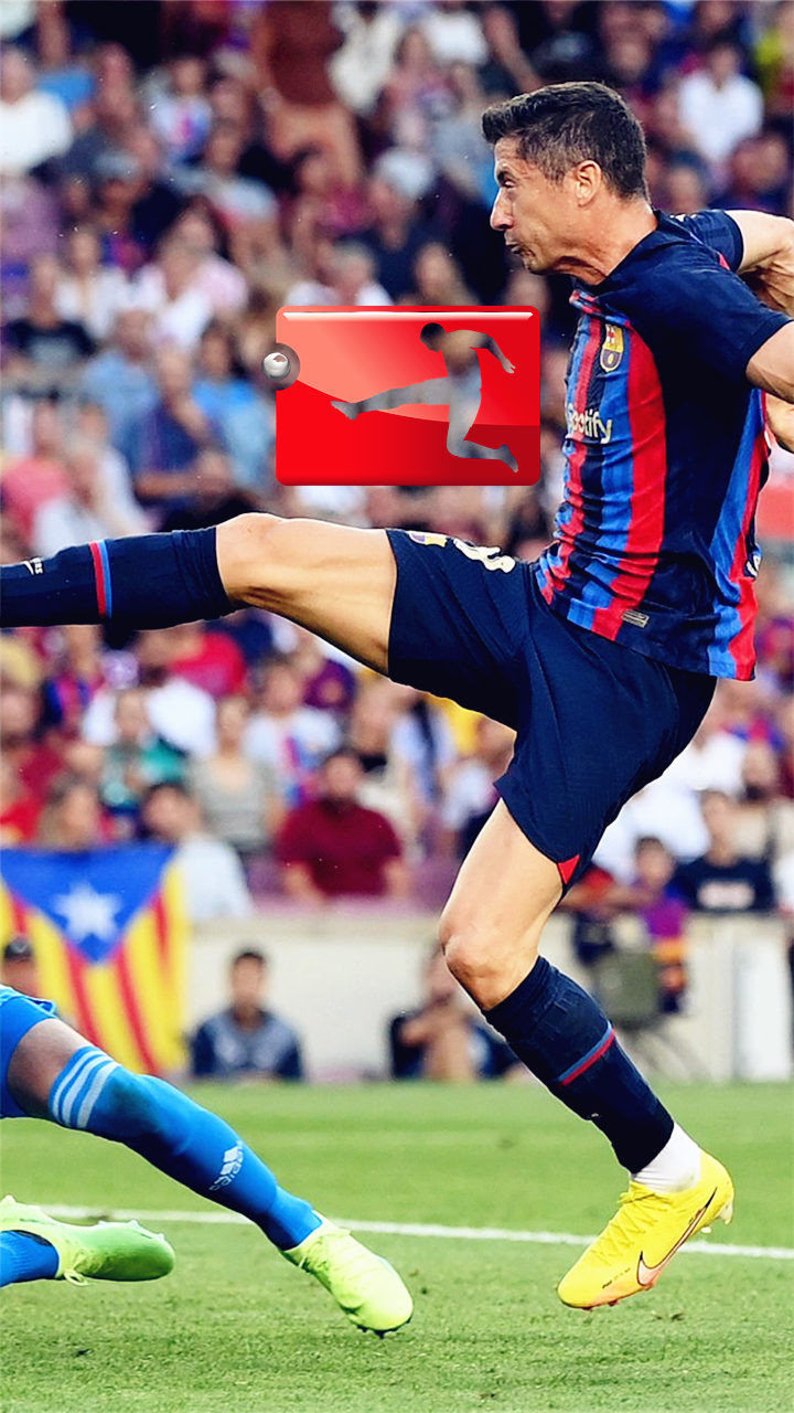 自带标识!莱万3大德甲logo时刻:凌空踹射,停球抬脚2米高