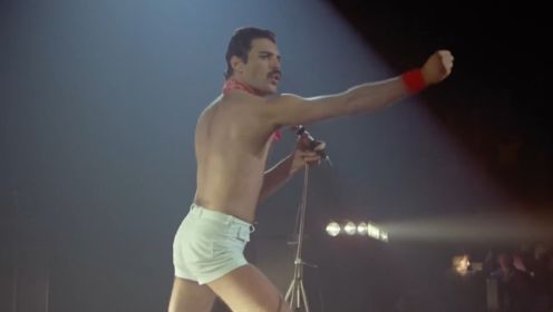 全球唯一敢穿裤衩开演唱会的歌手，一首歌火46年，地球人都会唱