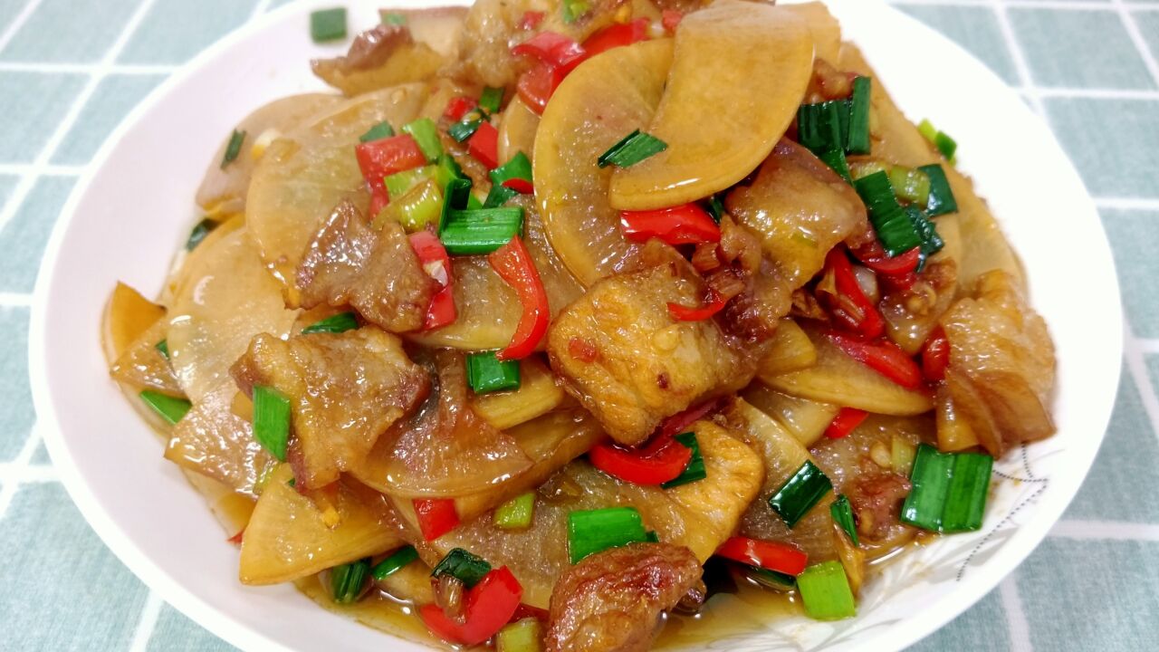 白萝卜炒肉怎样做好吃,学会这样做,营养入味又下饭,次次都光盘