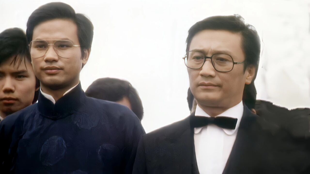 当26岁的任达华遇上45岁的谢贤,《千王群英会》主题曲,勾起回忆