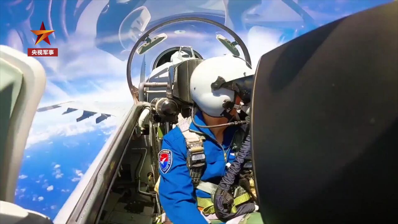电子静默后咬尾反制,歼-16飞行员讲述驱离外机细节