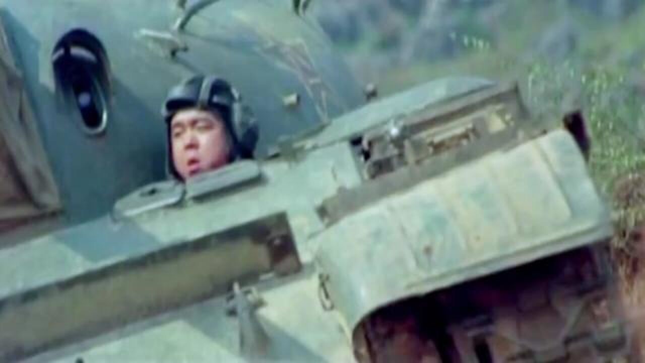中国坦克兵征战越南战场,创造世界装甲兵史上的奇迹#蛇谷奇兵#对越自卫反击战英烈永垂不朽#经典老电影_高清1080P在线观看平台_腾讯视频