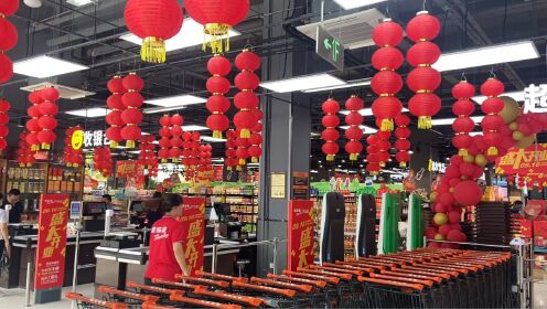 潍坊又新开业了一个佳乐家超市，位置绝佳，周边遍布企业人员众多