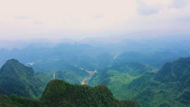 邀请大家一起见证一下,梳子山隧道明年开通#登上山顶看美景 #大山里的风景就是这么美