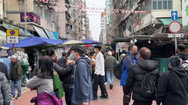 香港和内地全面通关啦!香港的商场店铺生意真好啊,真热闹啊