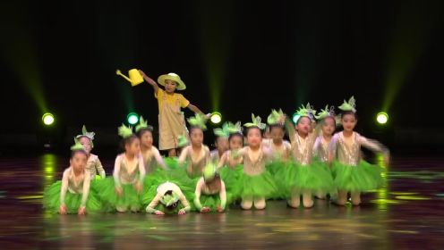 【2023小舞蹈家】安徽省总展演优秀视频展播—群舞A组《同一片蓝天》