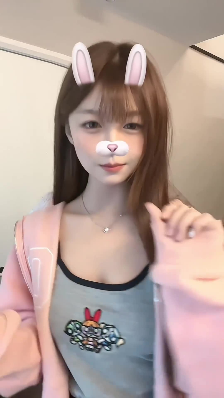 纯情尖叫鸡任欣怡