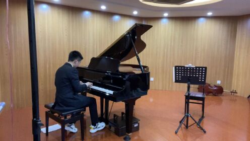 王嘉禾钢琴演奏