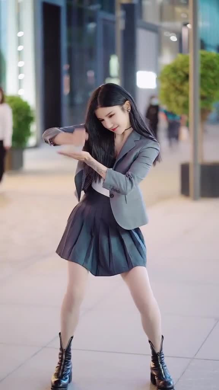 lisa螃蟹舞#螃蟹舞这是啥…跳就完了