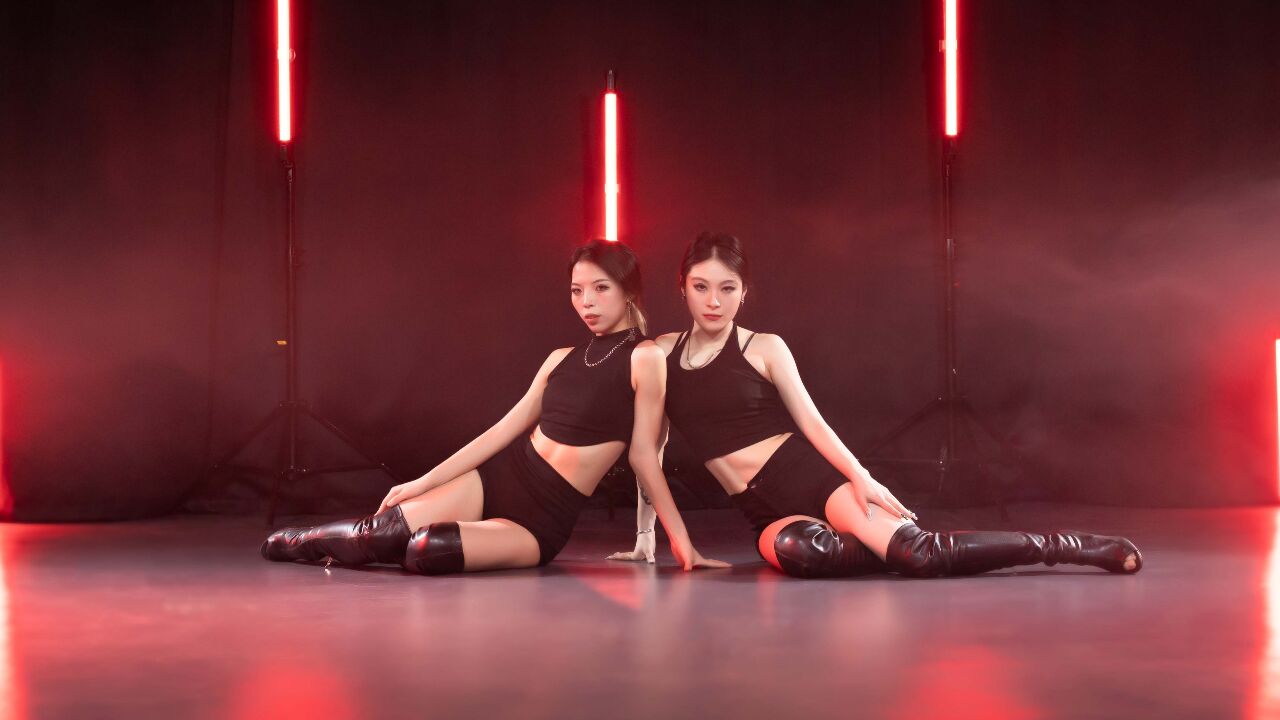 夺人心魄,泰裤辣!火辣姐妹双人爵士舞《super turnt up》