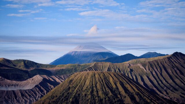 Anny的短视频:壮观的布罗莫火山