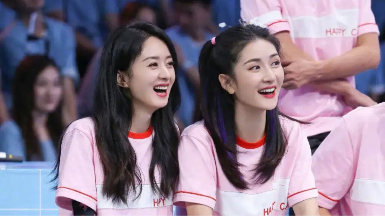 赵丽颖谢娜撞衫撞出的10年浪漫友谊,第一次见面气氛却有点尴尬!