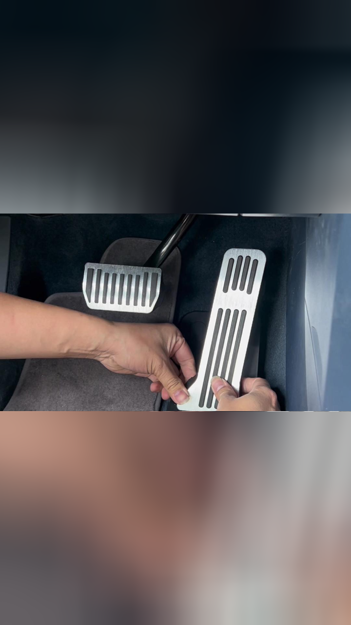 009油门刹车踏板安装