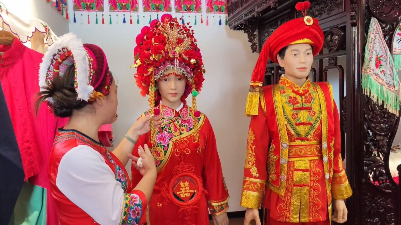 白族文化游《白族婚礼服饰》张家界桑植县合群村