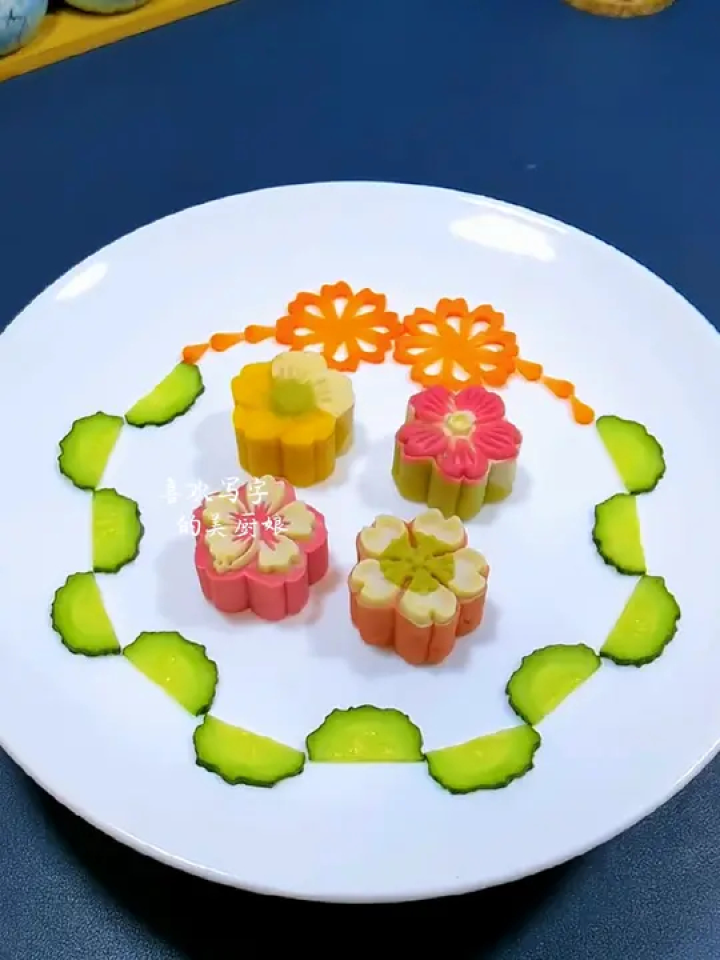 果蔬刻花三件套,做美食摆盘做盘饰简单又好看#美食 #果蔬雕刻 #摆盘