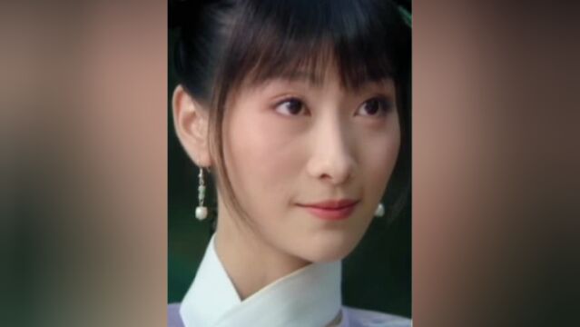 本来她说自己是纯爷们我是不信的,直到看了她演的冯曼娜!