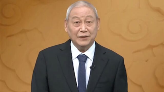 在长江流域,南京乃第一形胜之地,所以说虎踞龙蟠