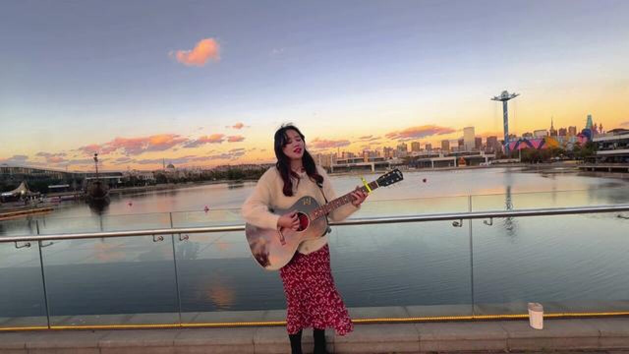 平静的生活 看天边的日落#萨菲娜 #痛仰