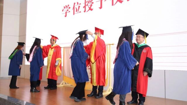 冬至骊歌 华中农大举行12月学位授予仪式