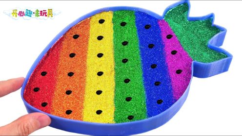 玩具动画：用五颜六色的史莱姆混合到草莓浴缸里，简直太有趣了！
