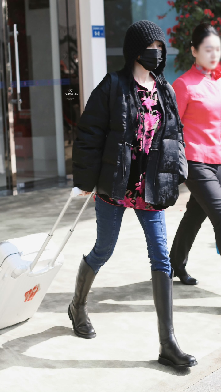 【杨幂 私服】怎么能有人把新中式棉服也穿的怎么好看?