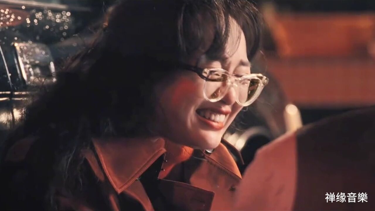 "繁花版"《再回首》mv上线,配上胡歌伤感的眼神,听的泪流满面