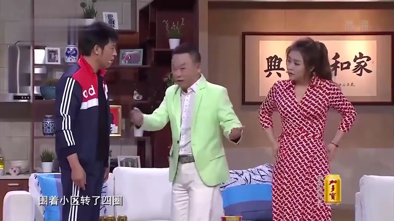 小品《孩子啊孩子》,张瑞雪秀恩爱累坏邵峰,看完笑掉大牙