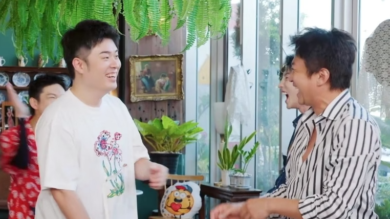 哈哈哈哈哈 第4季丨陈赫把超哥掐紫了?赫哥有仇当场就报了