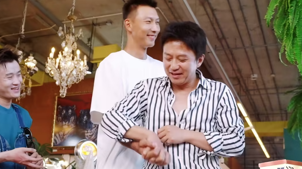 哈哈哈哈哈 第4季丨阿联和超哥十指相扣,这是什么父与子的画面