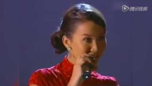 李玟15年前在奥斯卡颁奖礼献唱《月光爱人》 唯美柔情