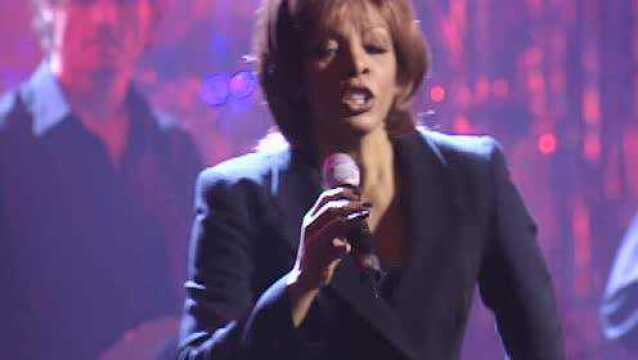 Donna Summer《She Works Hard for the Money》(from VH1 Presents Live & More Encore!)