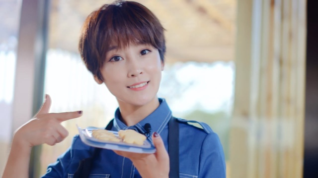 谢楠爆料独家解压法,谈烹饪烘焙如何提升家庭幸福感