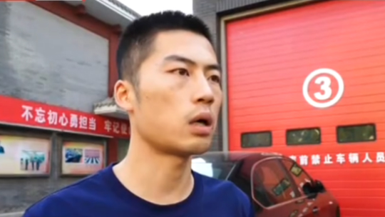 摩托车撞上大货车 为什么货车司机主责