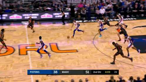 《NBA全场集锦》完美搭档！杰克逊空接妙传助飞伍德漂移炸筐
